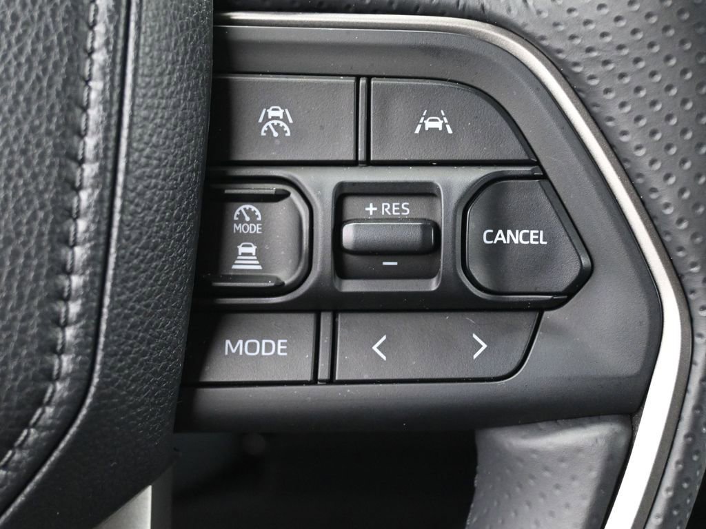 Certified 2025 Toyota 4Runner TRD Off-Road Premium image 21