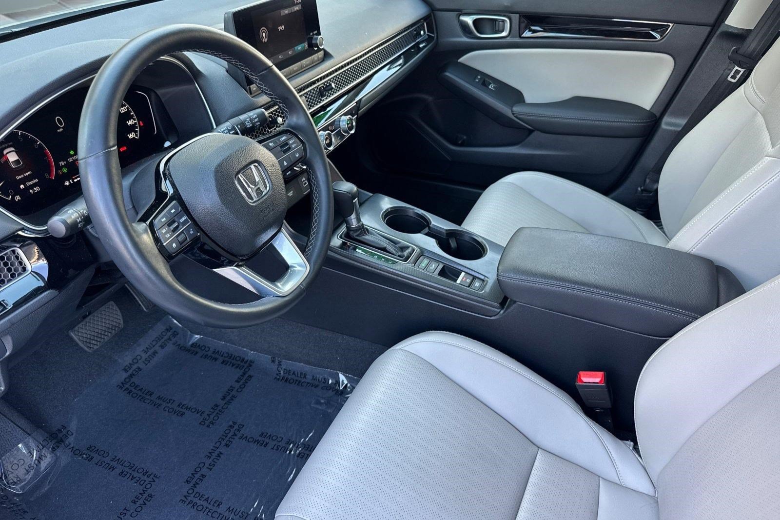 Used 2024 Honda Civic EX-L image 4