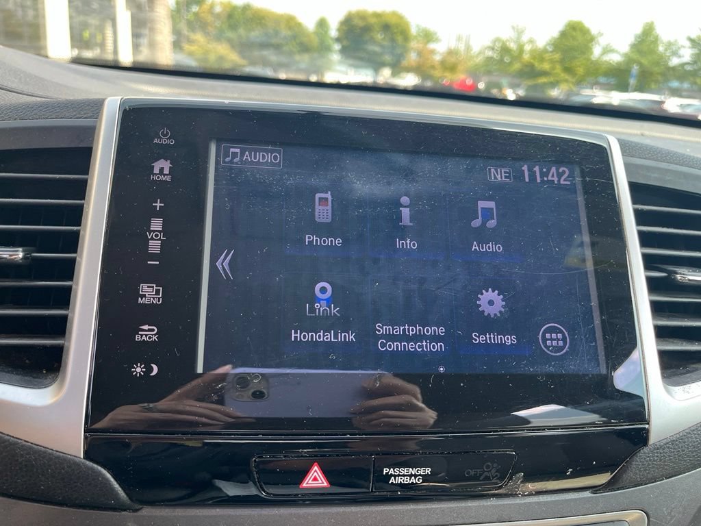 Used 2017 Honda Pilot EX image 13