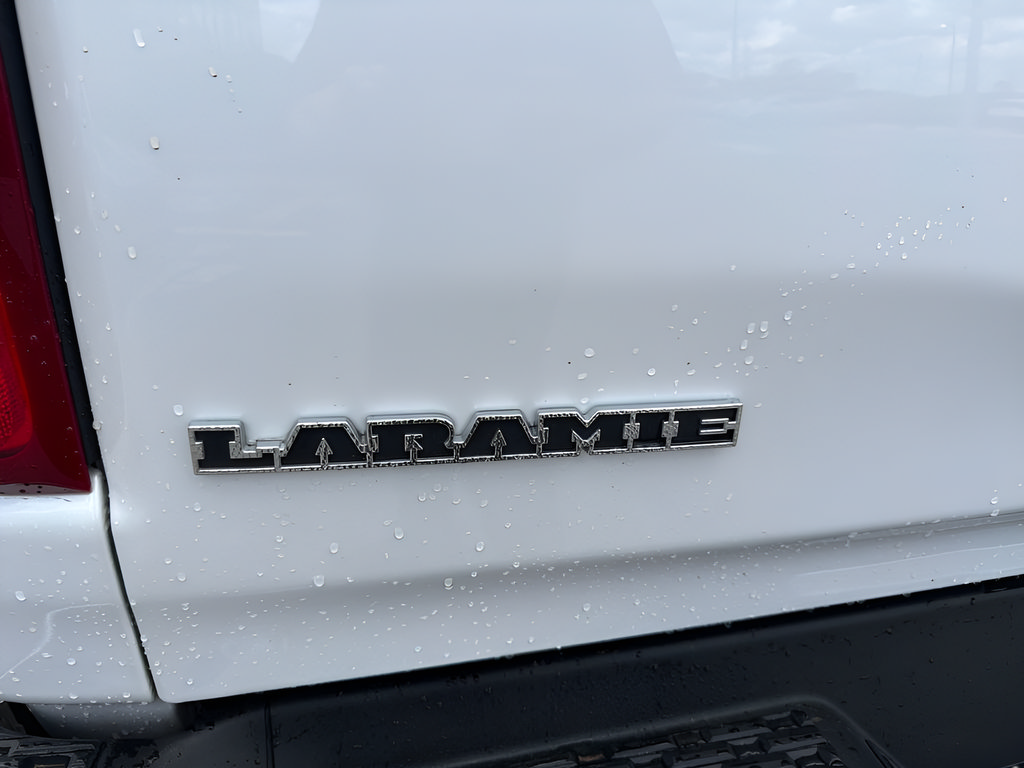 Used 2026 RAM 1500 Laramie AWD/4WD image 13