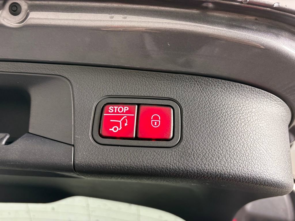 Used 2023 Mercedes-Benz GLA 250 4MATIC image 32