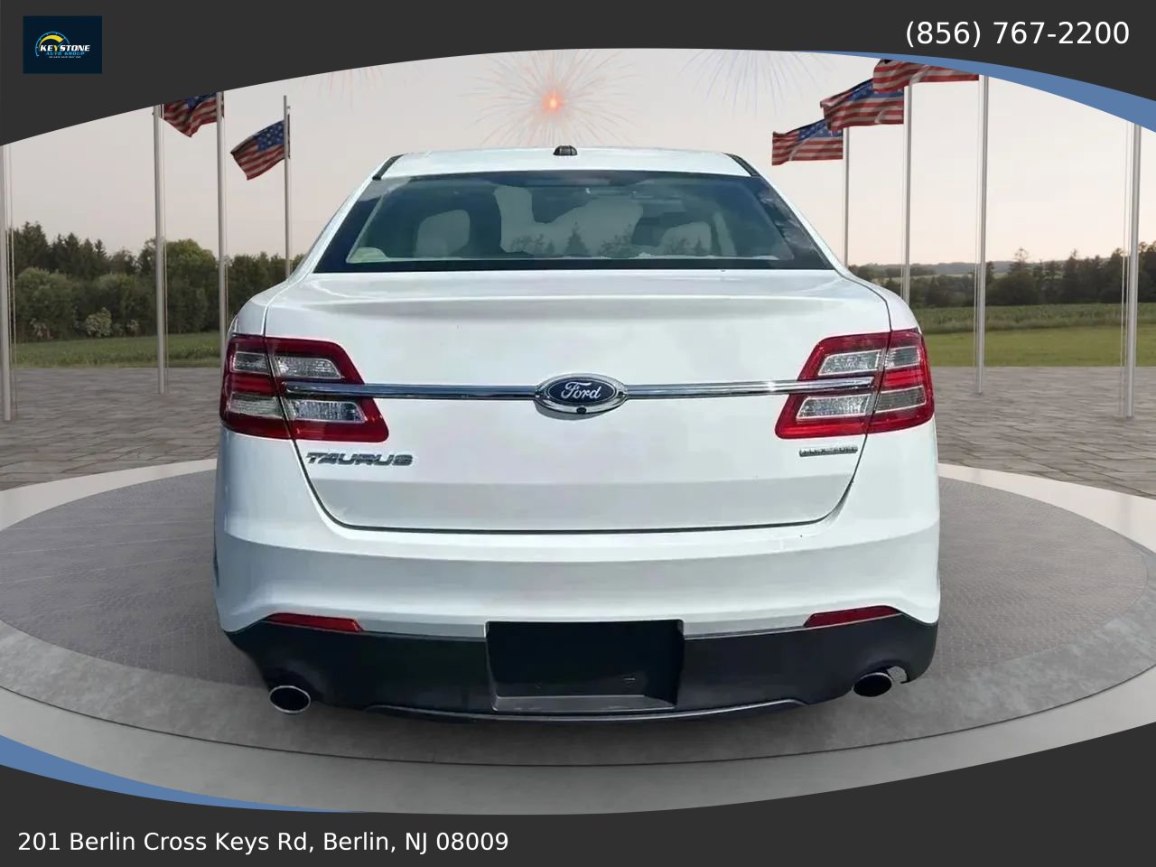 Used 2019 Ford Taurus SE image 6