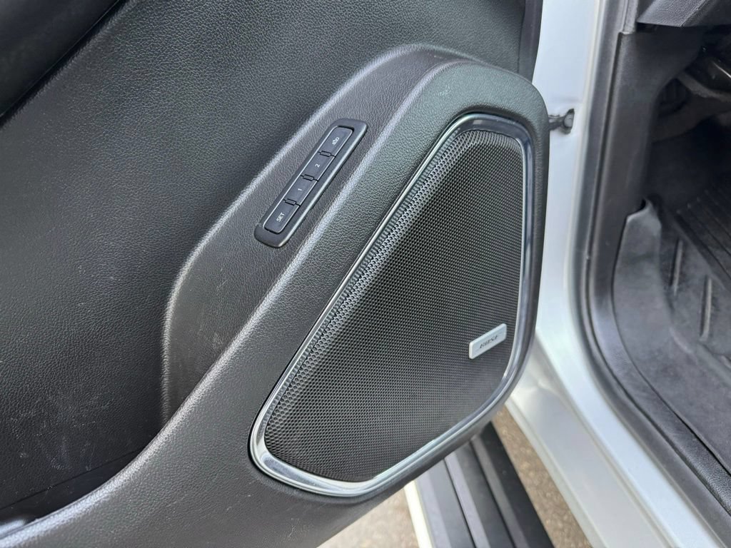 Used 2019 GMC Yukon Denali w/ Open Road Package RWD image 26