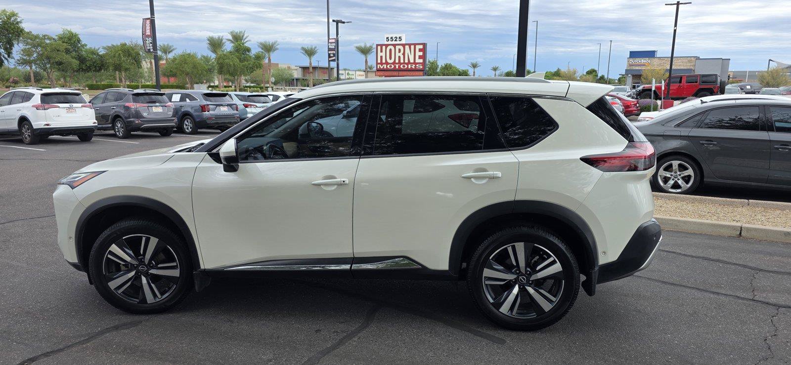 Used 2022 Nissan Rogue Platinum w/ Head-Up Display Package FWD image 9