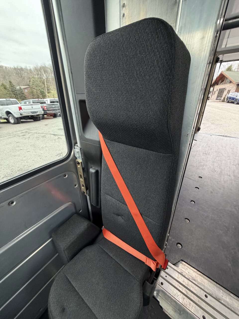 Used 2025 Chevrolet Brightdrop 600 image 42