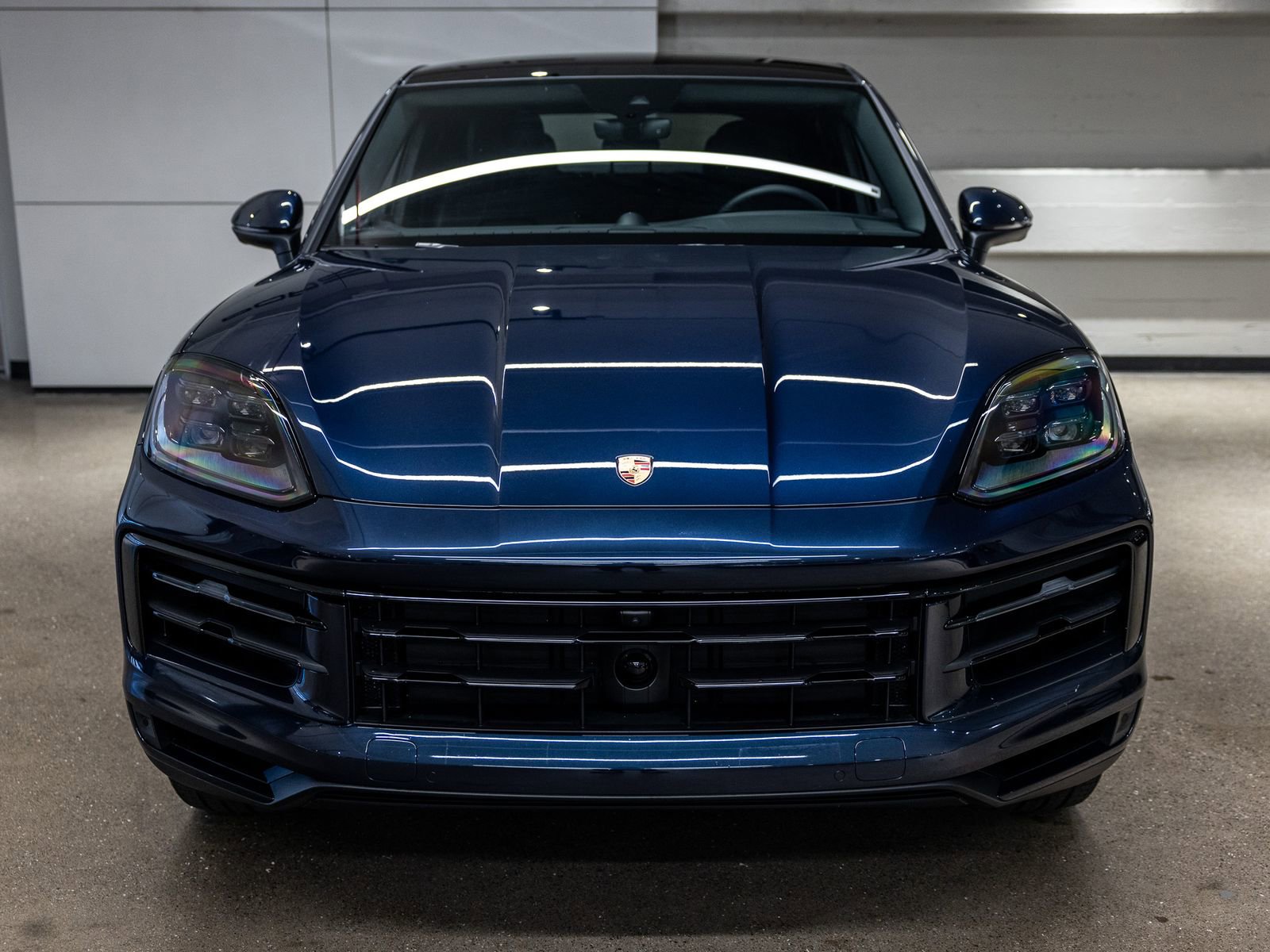 Certified 2025 Porsche Cayenne Coupe image 12