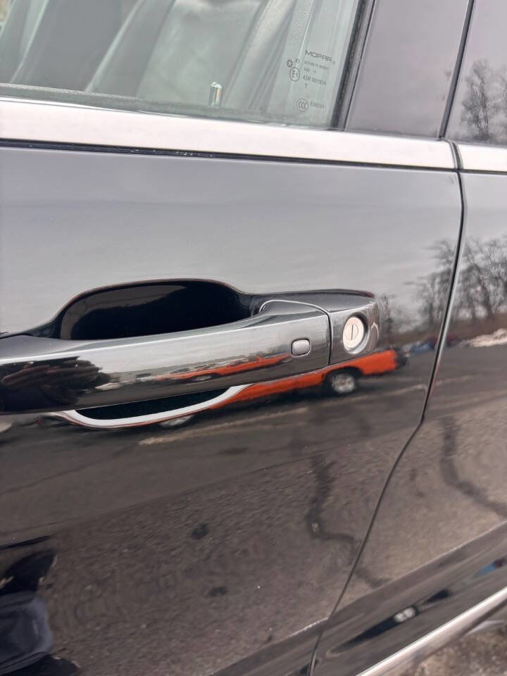 Used 2012 Jeep Grand Cherokee Laredo image 27