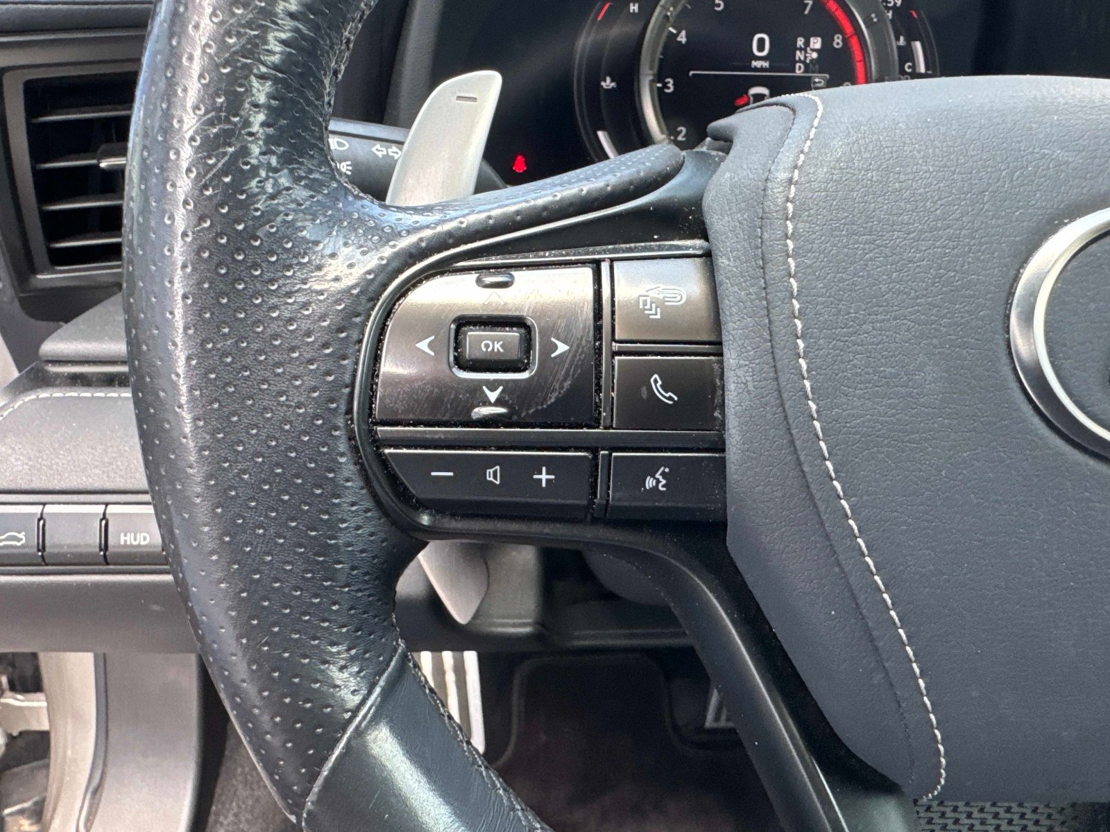 Used 2018 Lexus LC 500 Coupe w/ Touring Package RWD image 26