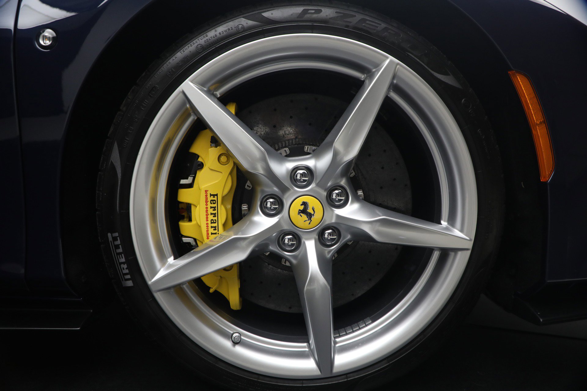 Certified 2022 Ferrari F8 Tributo RWD image 20