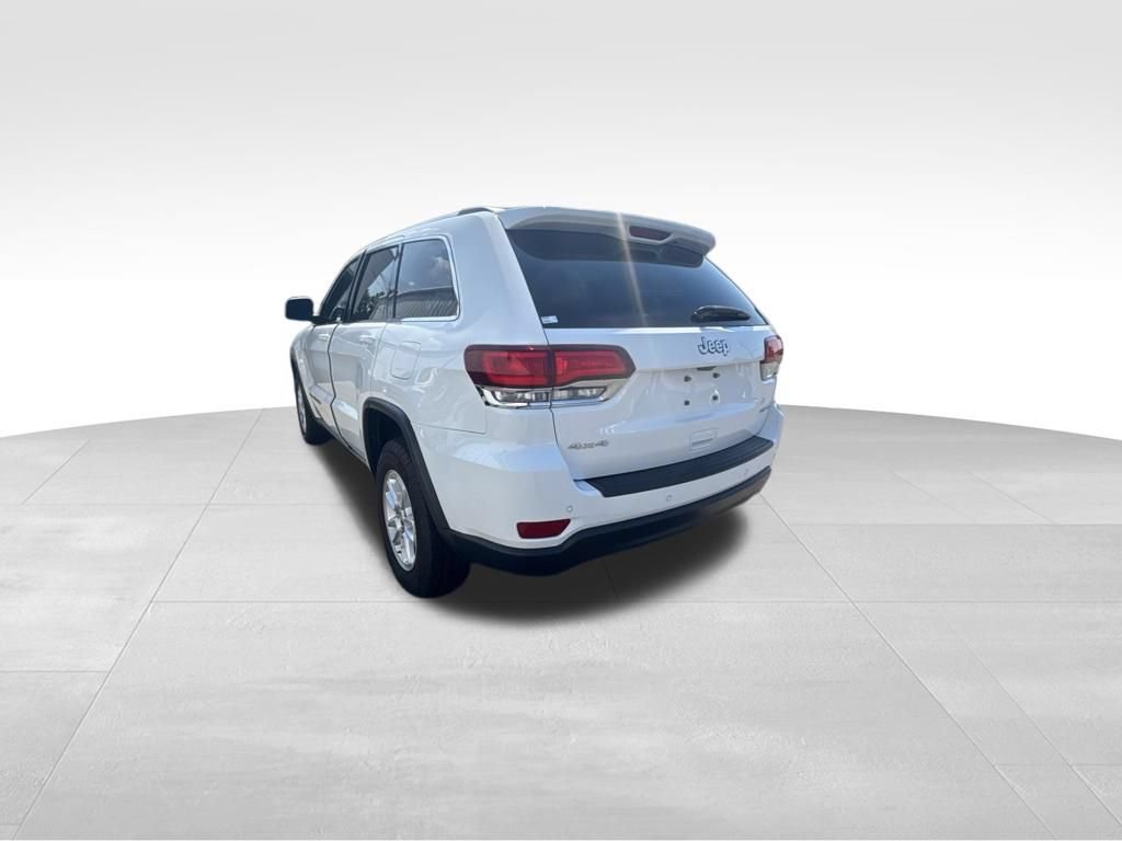 Used 2020 Jeep Grand Cherokee Laredo AWD/4WD image 4