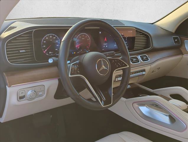 Used 2025 Mercedes-Benz GLE 350 4MATIC image 10