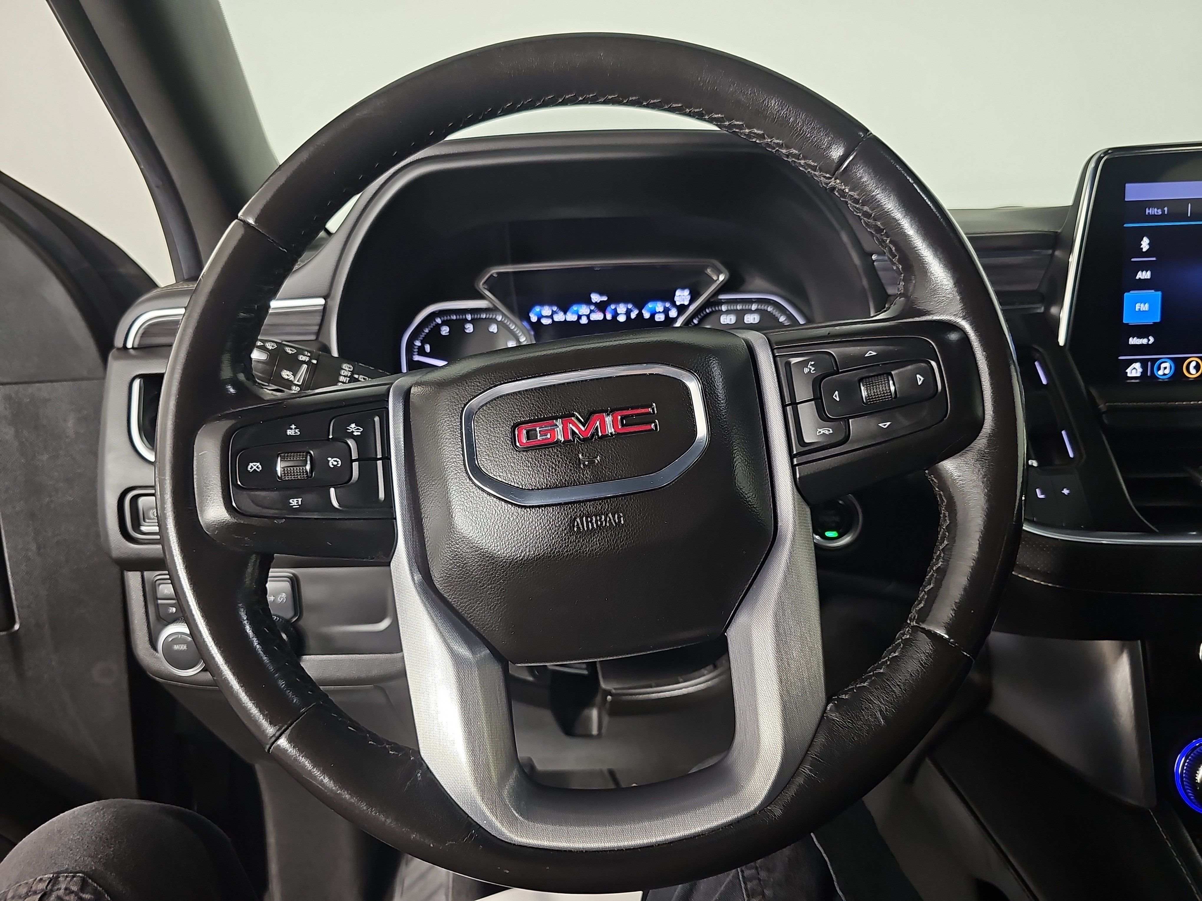 Used 2021 GMC Yukon XL SLT AWD/4WD image 26