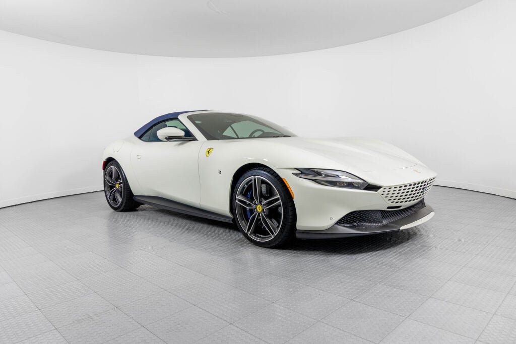 Certified 2024 Ferrari Roma Spider RWD image 9