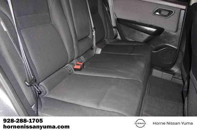 Used 2023 Nissan Rogue S image 7