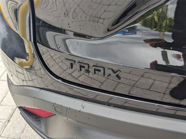 Used 2024 Chevrolet Trax RS w/ Driver Confidence Package image 11