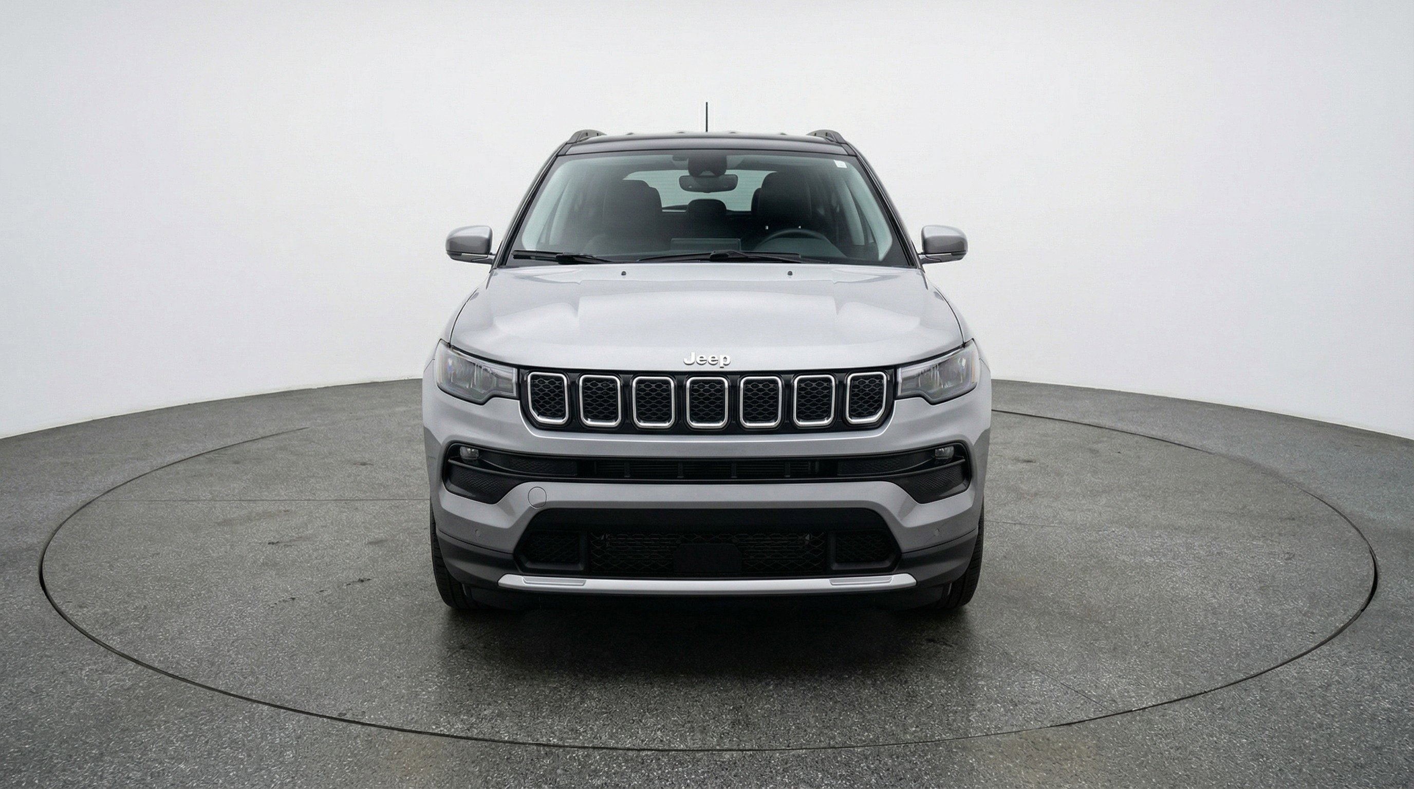 Used 2025 Jeep Compass Limited image 2