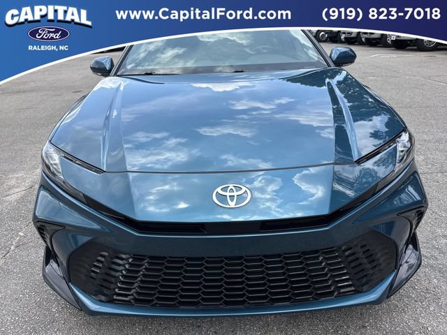 Used 2025 Toyota Camry SE w/ Convenience Package FWD image 10
