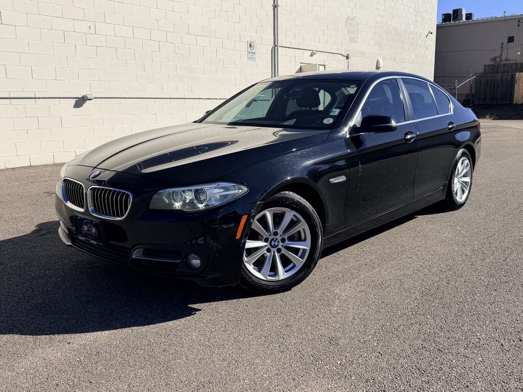 Used 2015 BMW 528i xDrive Sedan AWD/4WD image 1