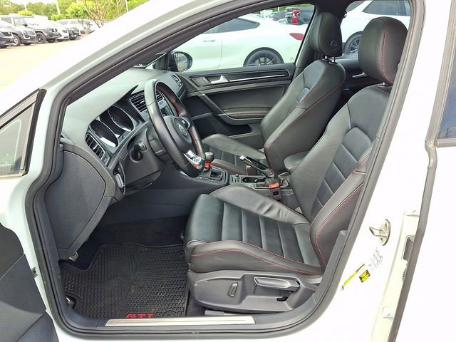 Used 2017 Volkswagen GTI SE FWD image 10