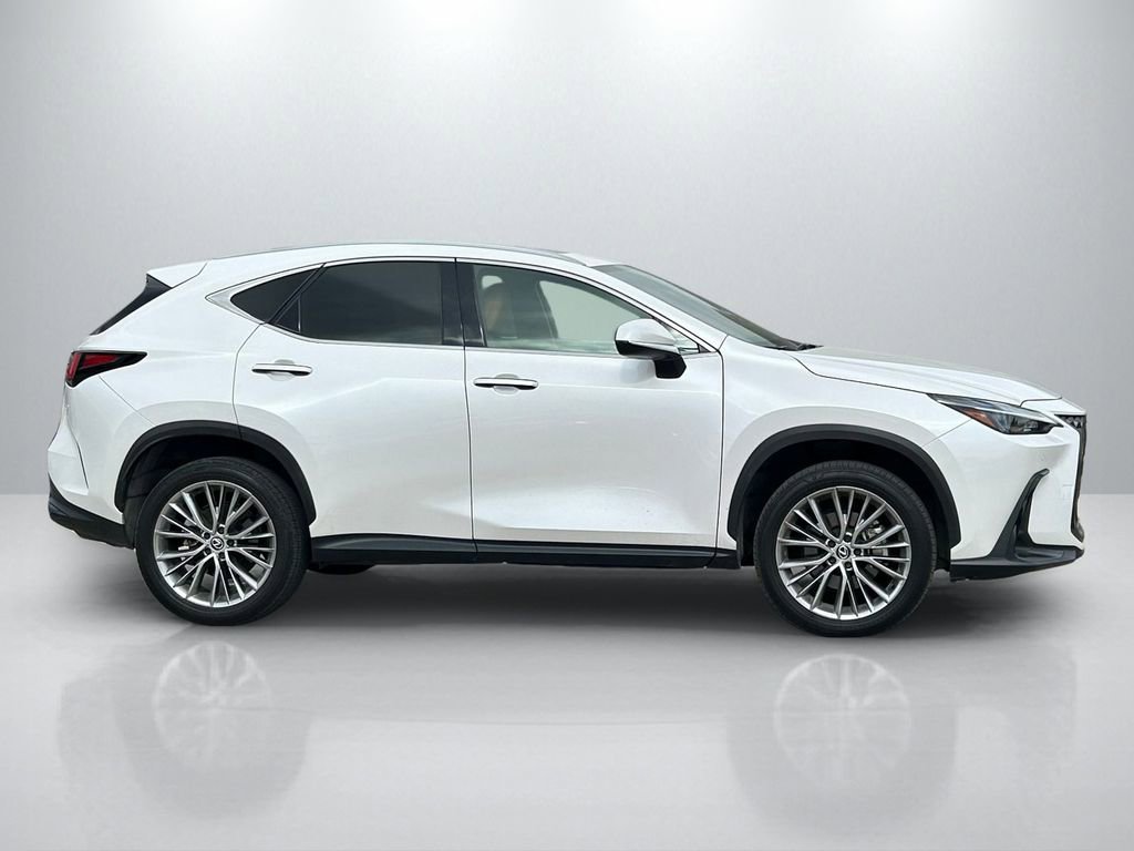 Used 2025 Lexus NX 350 AWD w/ Accessory Package (2T) image 4
