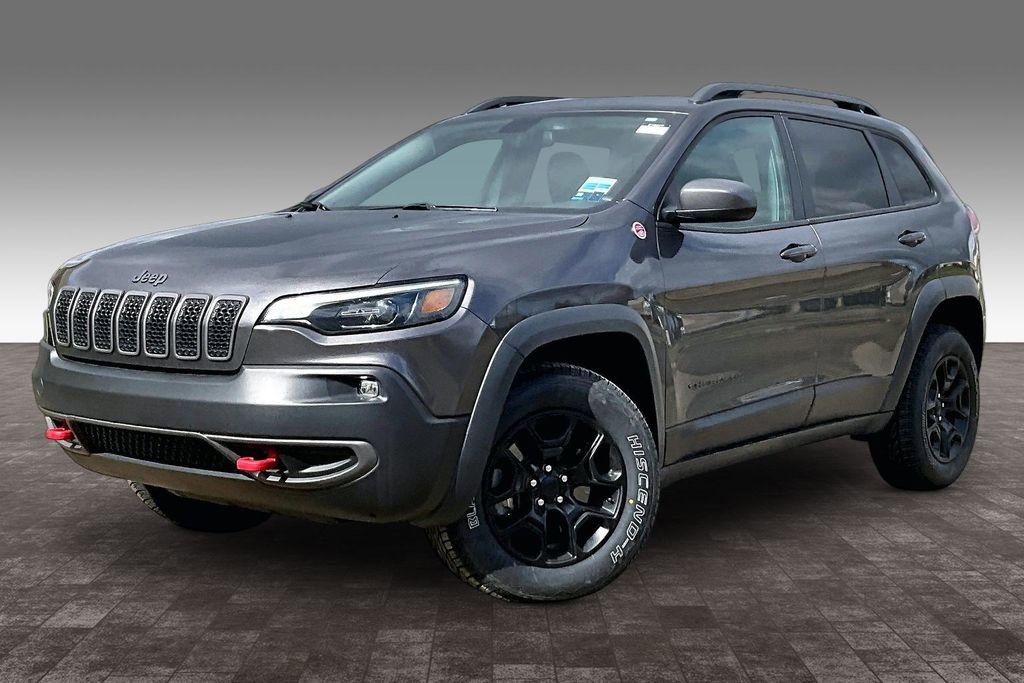 Used 2019 Jeep Cherokee Trailhawk w/ Cold Weather Group AWD/4WD image 2