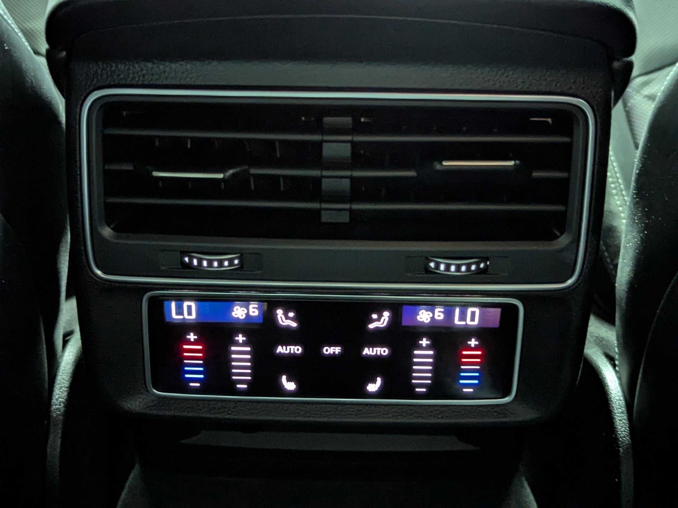 Used 2023 Audi SQ8 Prestige w/ Prestige Package image 23