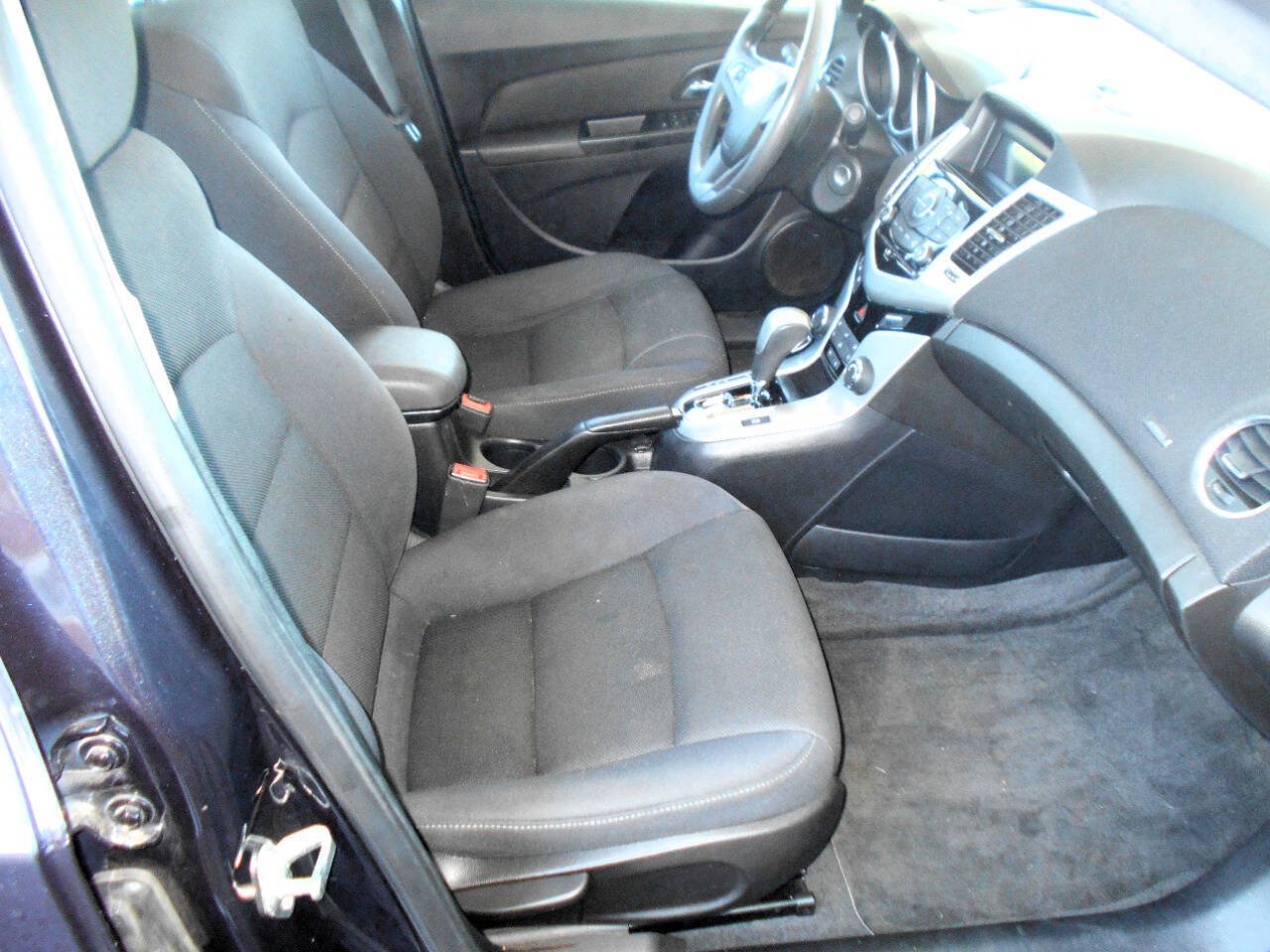 Used 2014 Chevrolet Cruze LT FWD image 20