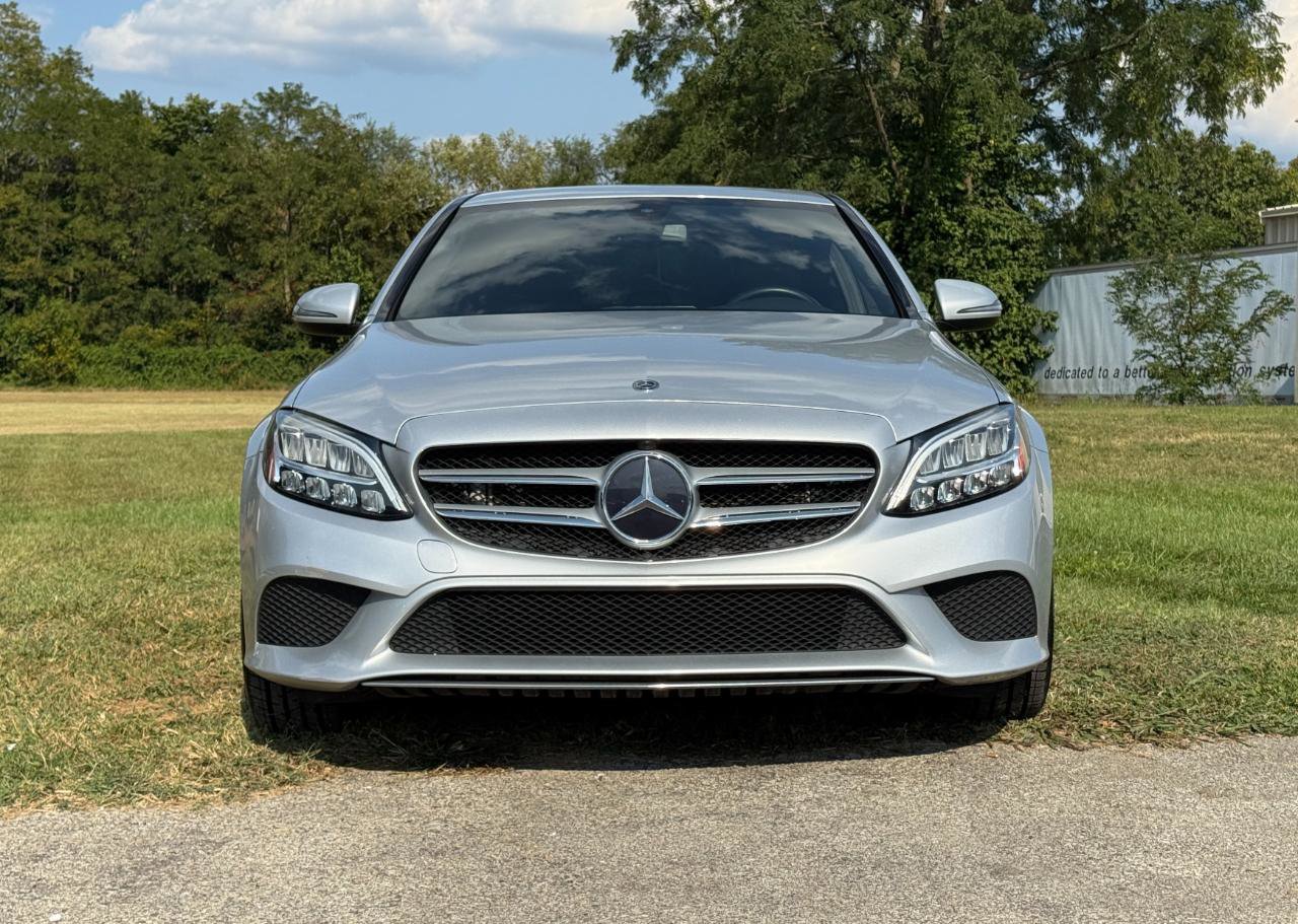 Used 2019 Mercedes-Benz C 300 Sedan image 2