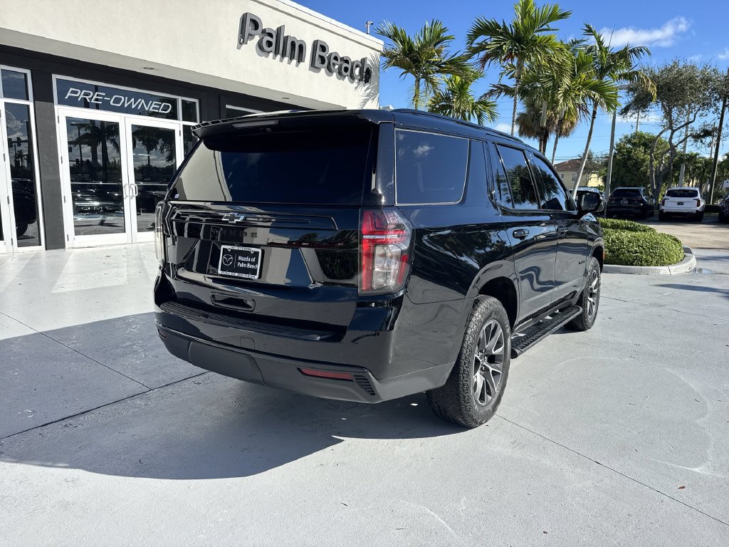 Used 2023 Chevrolet Tahoe Z71 w/ Luxury Package AWD/4WD image 3