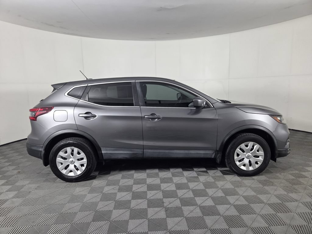 Used 2020 Nissan Rogue Sport S FWD image 4