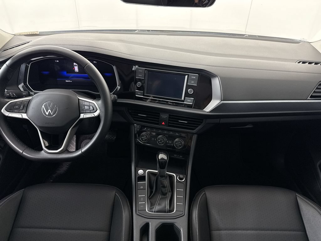 Used 2024 Volkswagen Jetta SE w/ Panoramic Sunroof Package FWD image 14