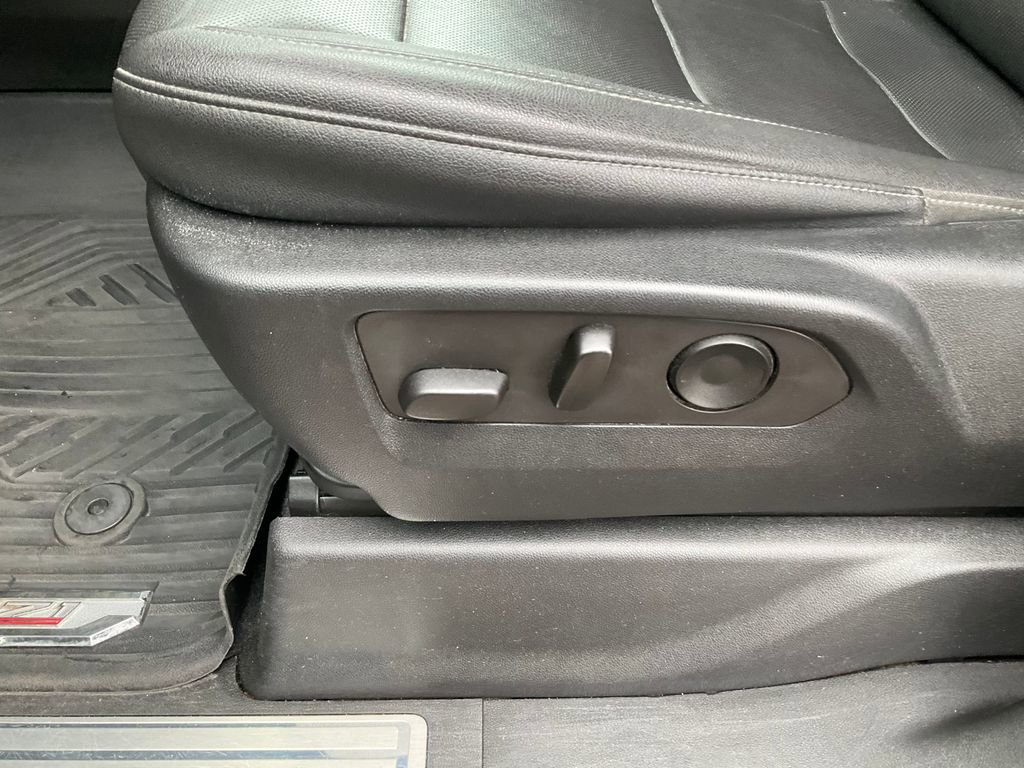 Used 2022 Chevrolet Silverado 1500 LTZ image 19