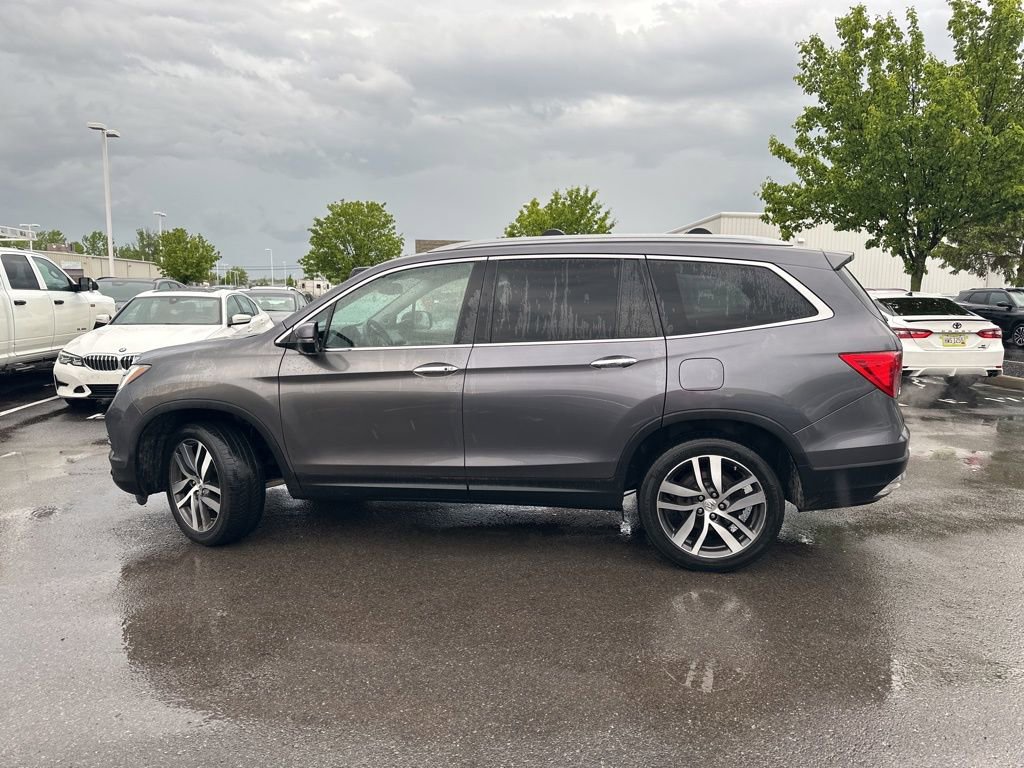 Used 2018 Honda Pilot Touring image 9