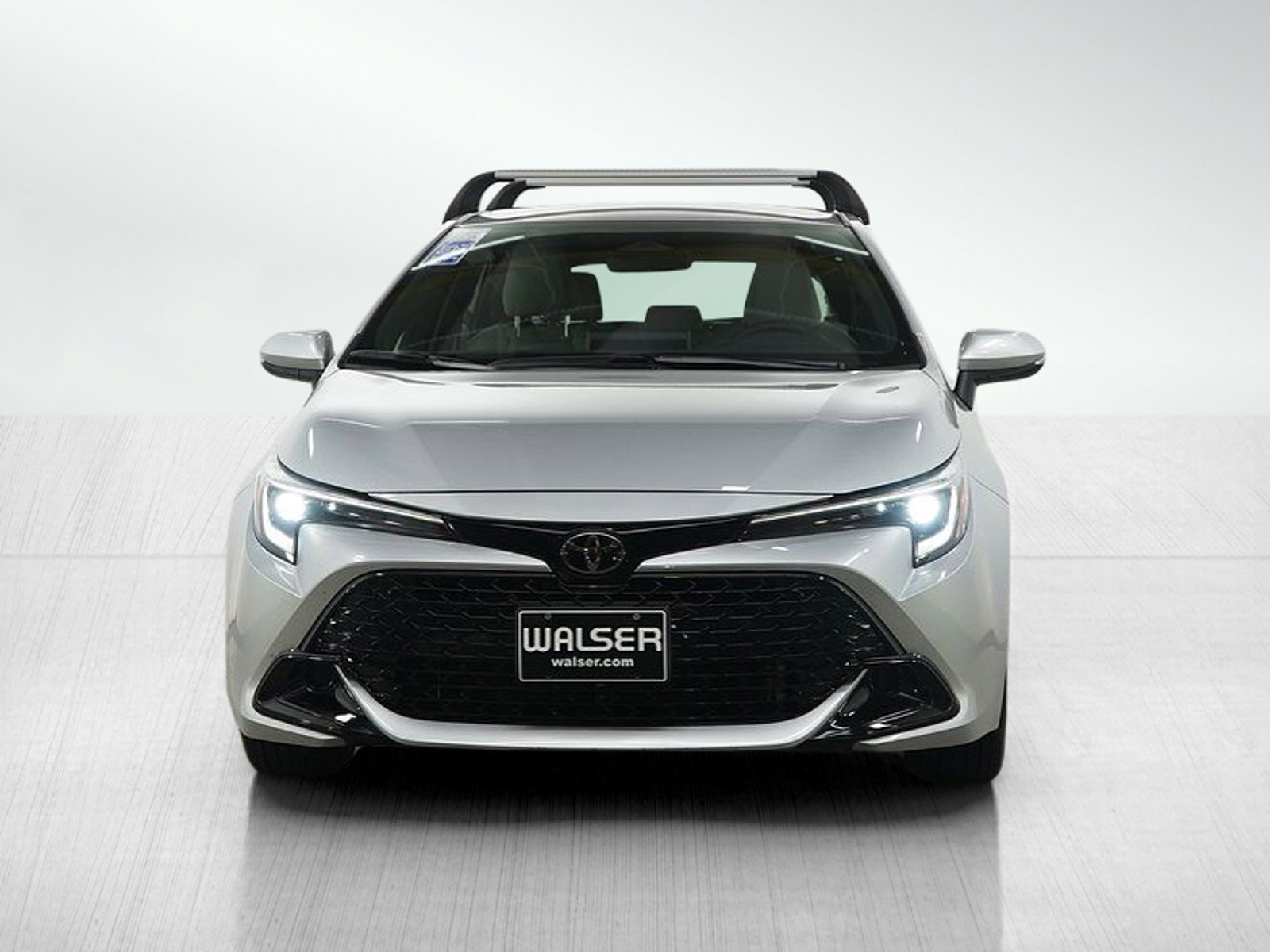 Used 2024 Toyota Corolla SE w/ SE Package image 8