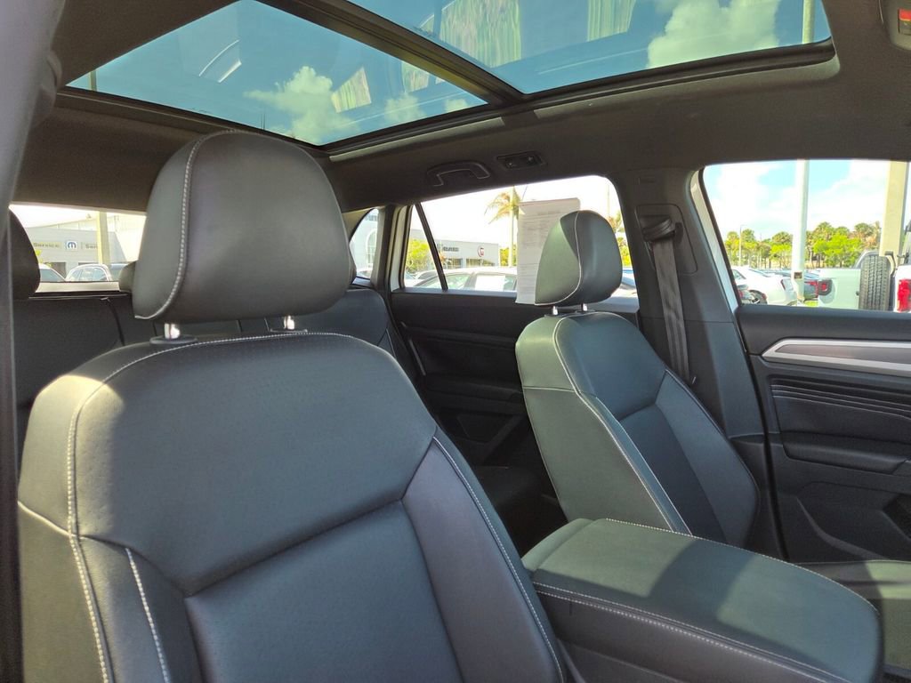 Used 2020 Volkswagen Atlas Cross Sport SEL FWD image 11