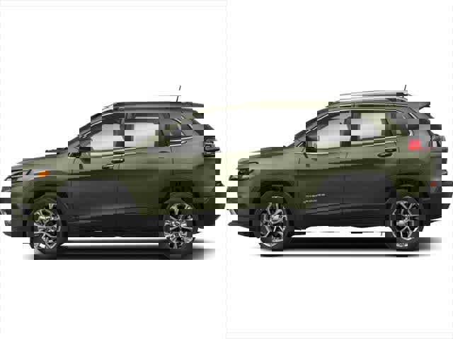 Used 2021 Jeep Cherokee Latitude image 3