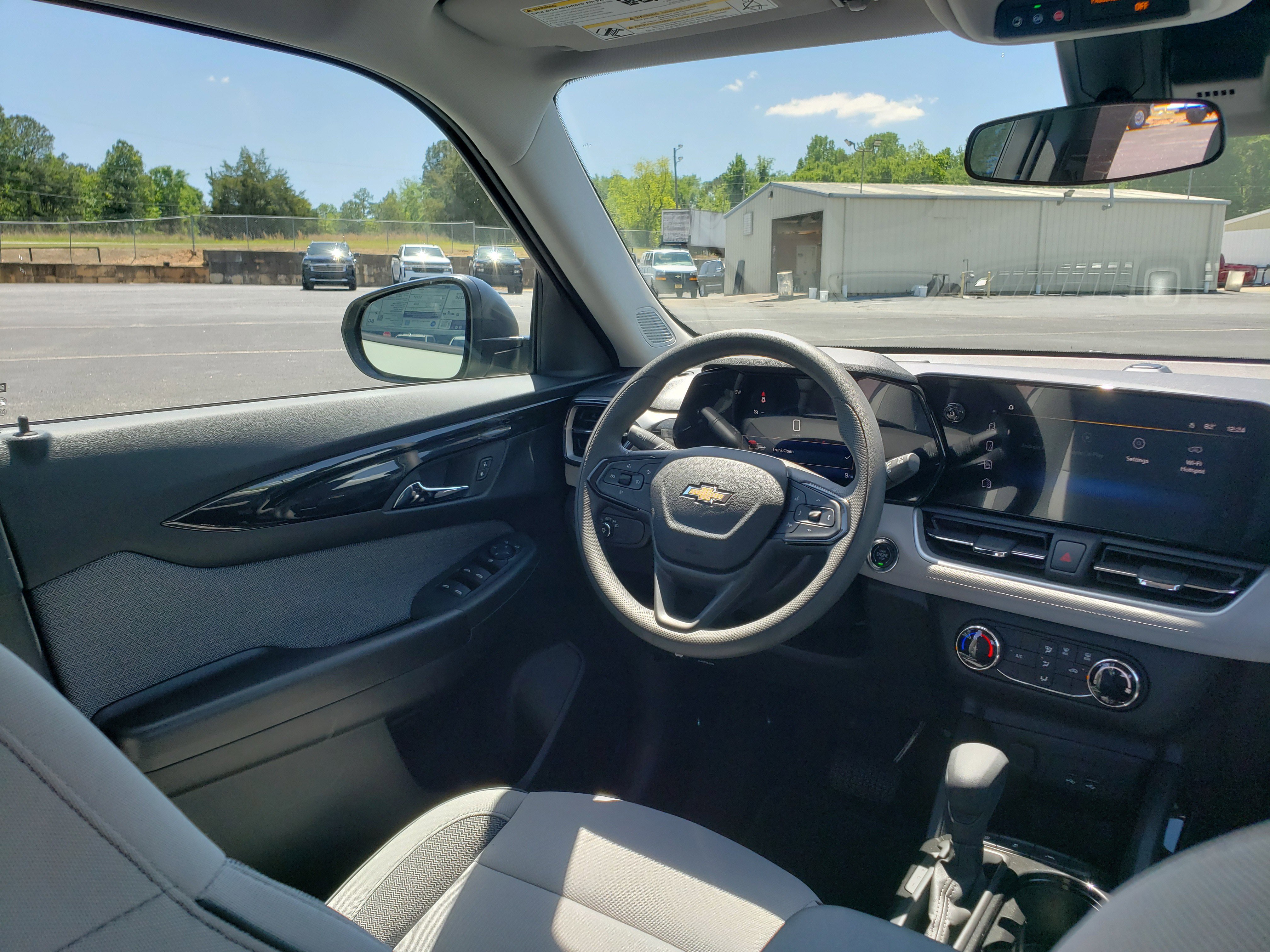 New 2026 Chevrolet TrailBlazer LS FWD image 37