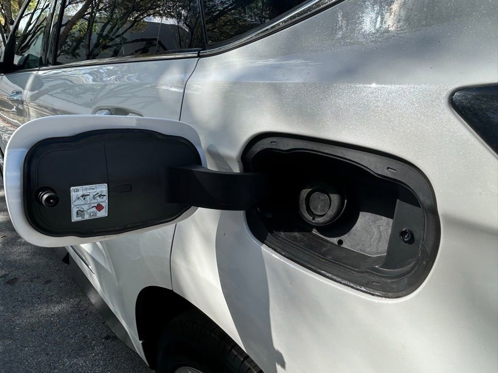 Used 2021 Ford Edge Titanium w/ Equipment Group 301A image 50