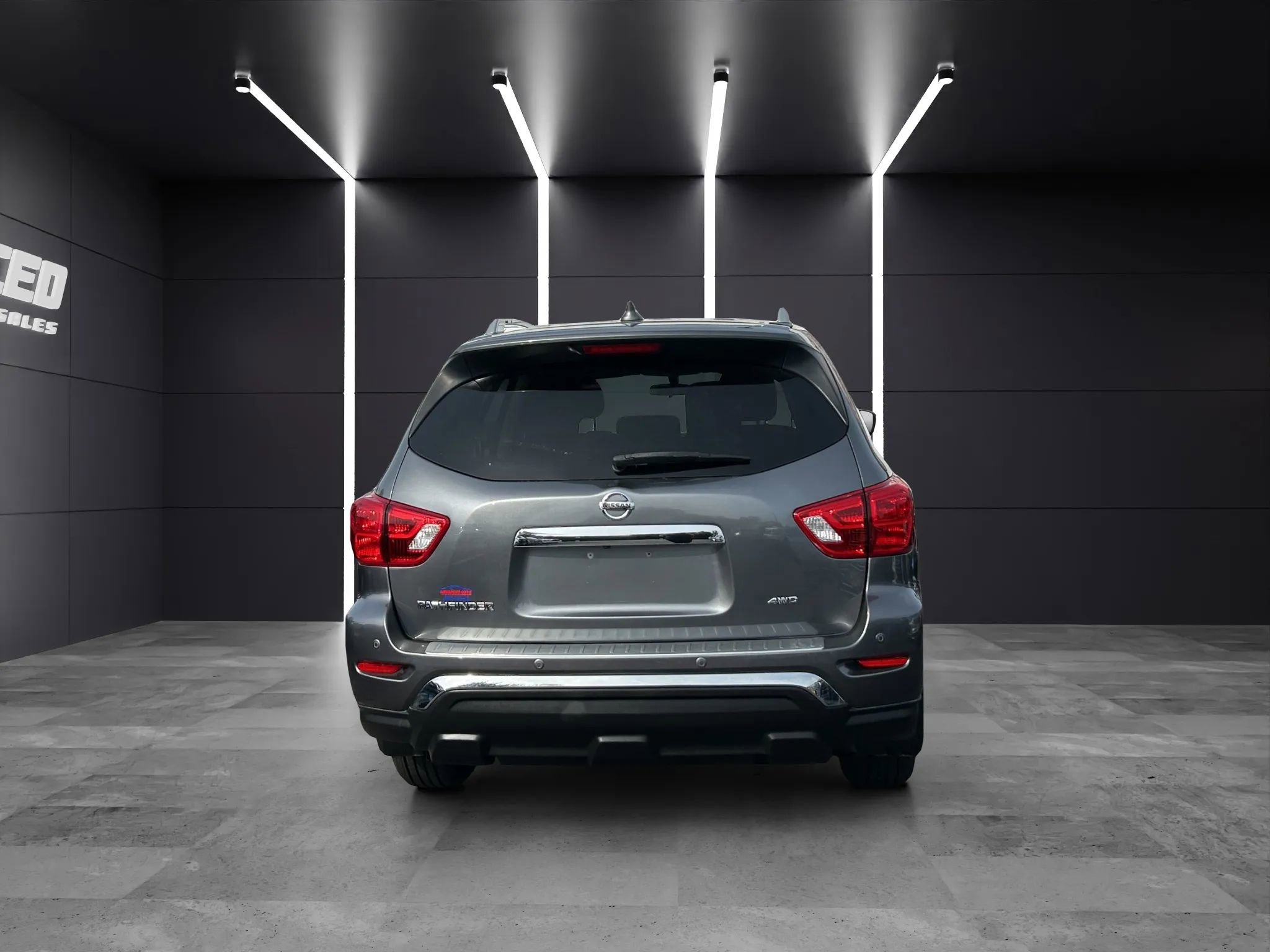 Used 2020 Nissan Pathfinder S image 4