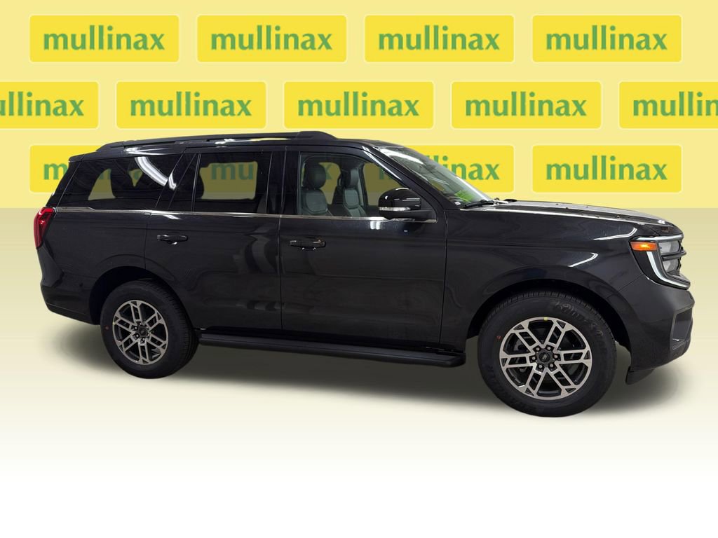 New 2026 Ford Expedition Active RWD image 2
