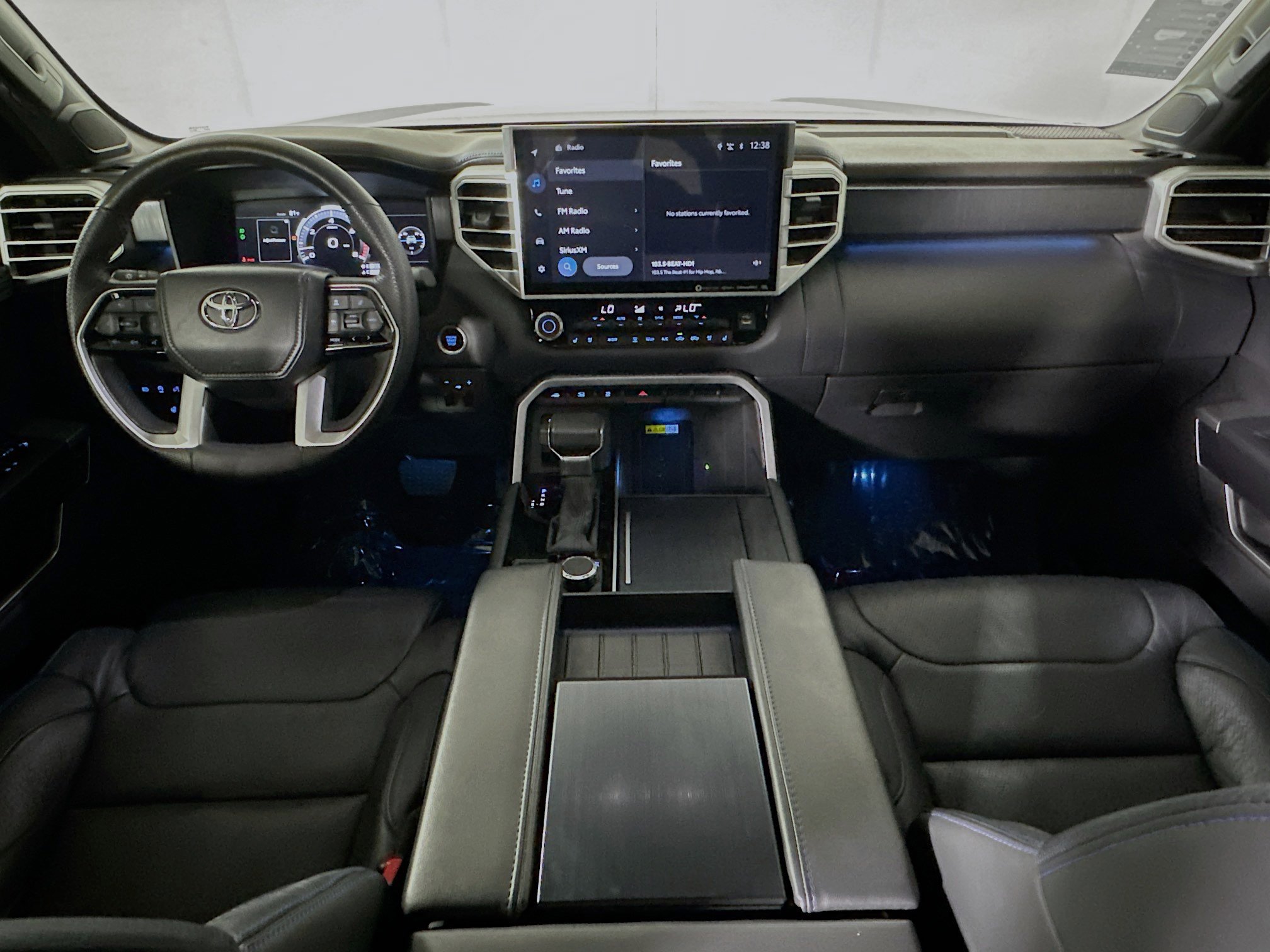 Used 2024 Toyota Tundra Platinum image 26