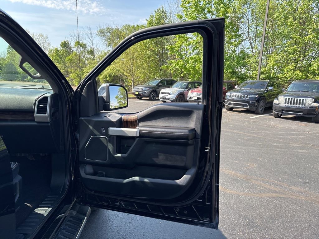 Used 2019 Ford F150 Lariat AWD/4WD image 43