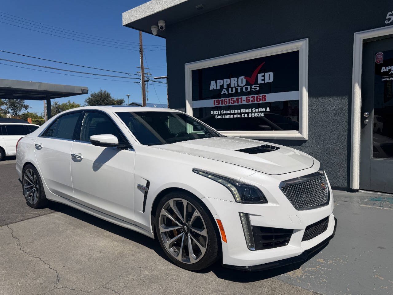 Used 2016 Cadillac CTS V w/ Luxury Package RWD image 1