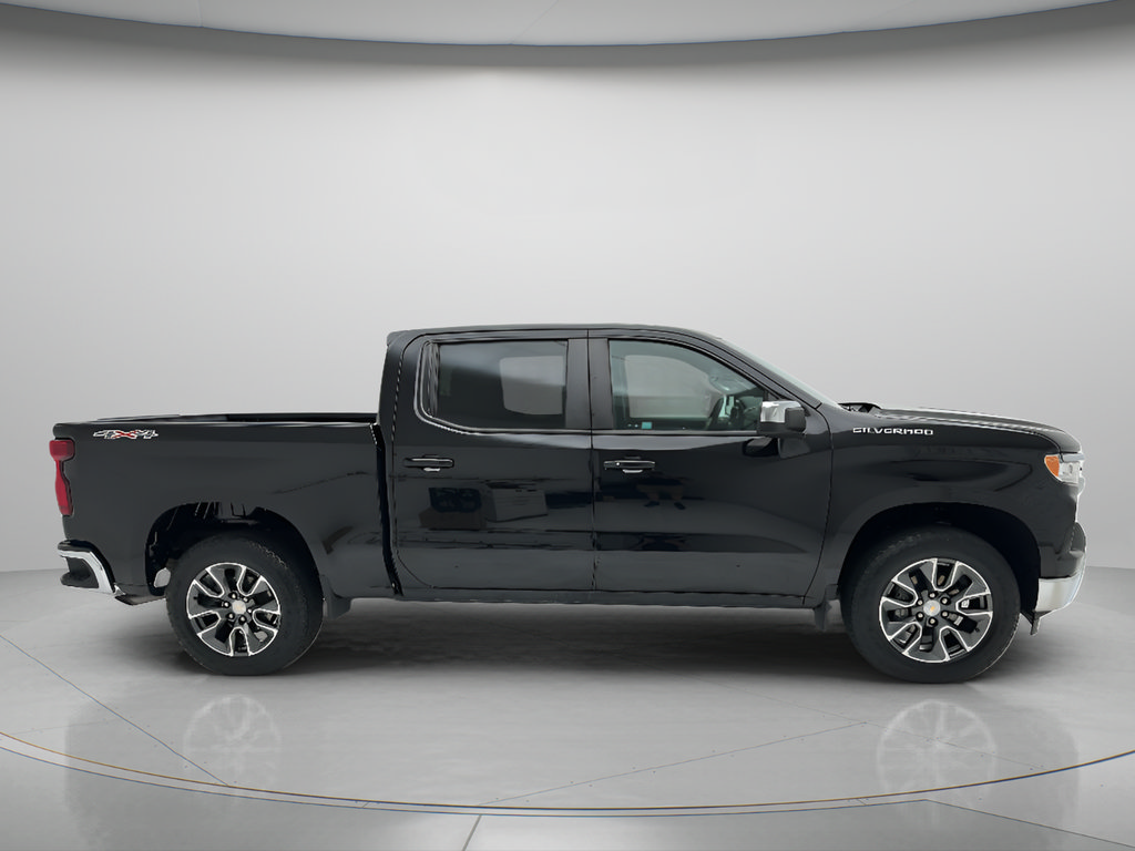 Used 2024 Chevrolet Silverado 1500 LT AWD/4WD image 4