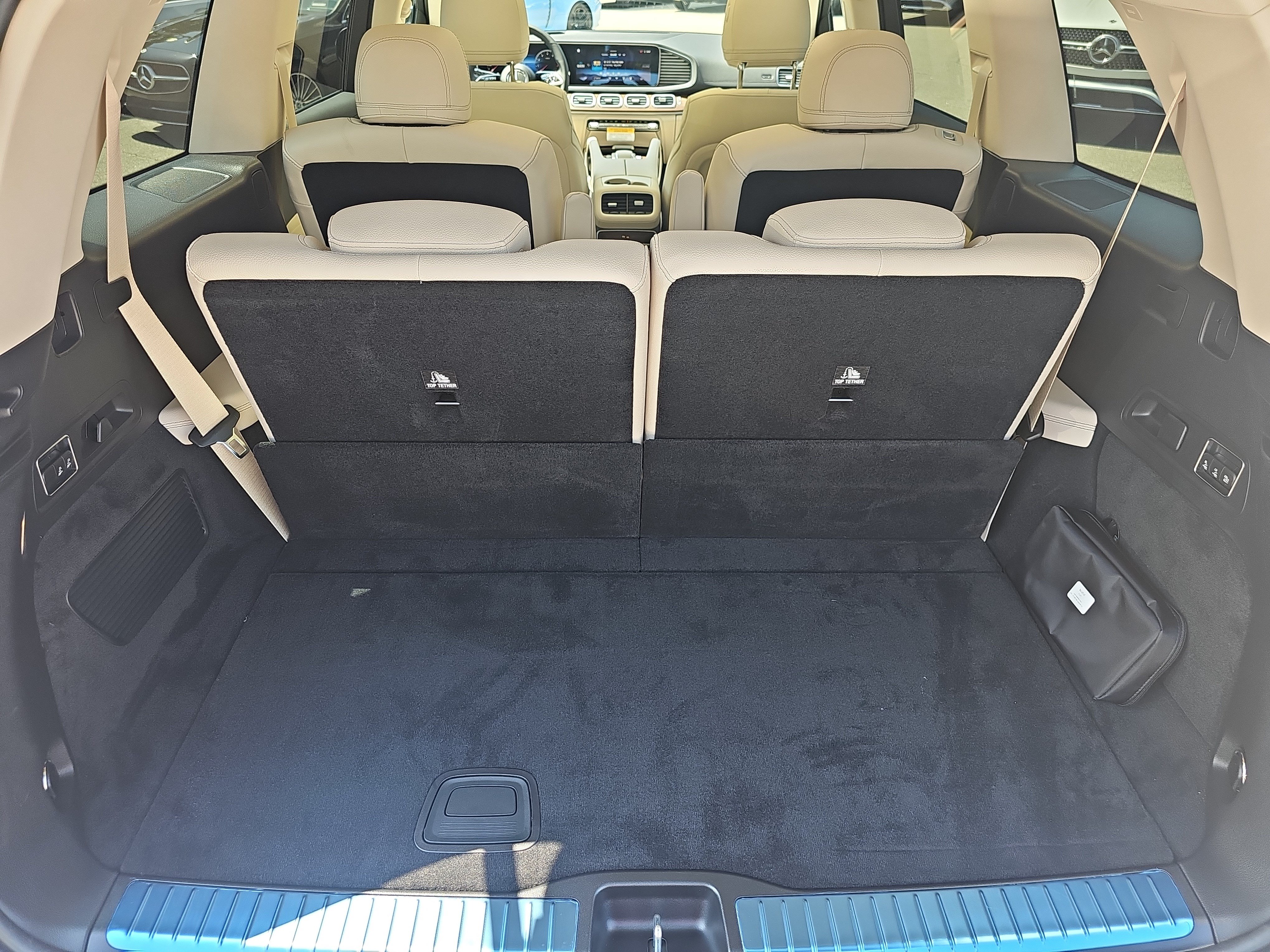 New 2026 Mercedes-Benz GLS 450 4MATIC image 14