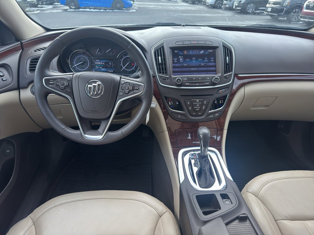 Used 2016 Buick Regal image 10