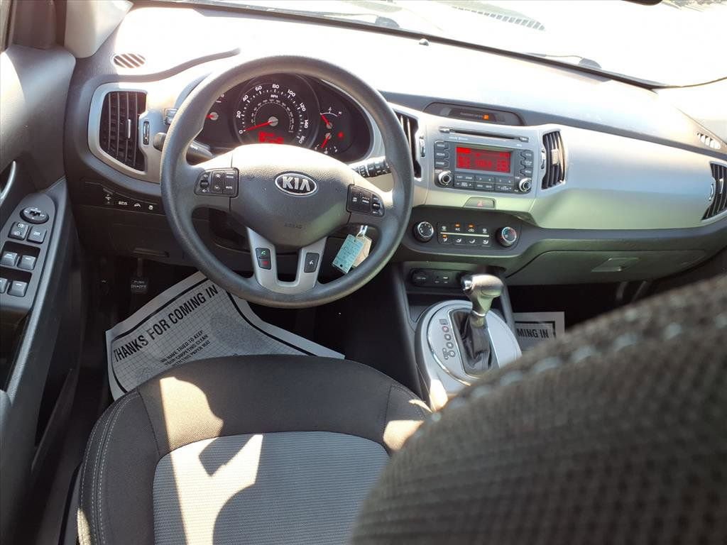 Used 2016 Kia Sportage LX image 4