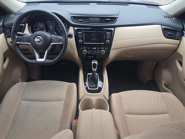 Used 2020 Nissan Rogue SV FWD image 25
