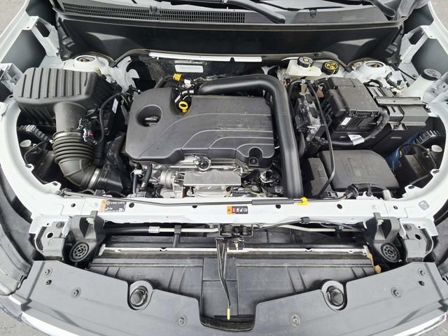 Used 2023 Chevrolet Equinox LT FWD image 14