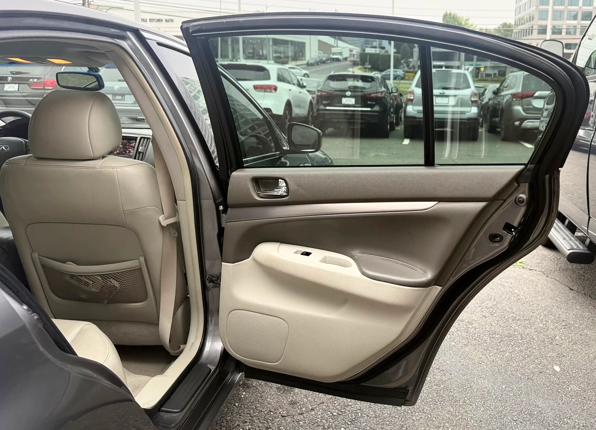 Used 2012 INFINITI G37 Journey w/ Premium Pkg RWD image 32